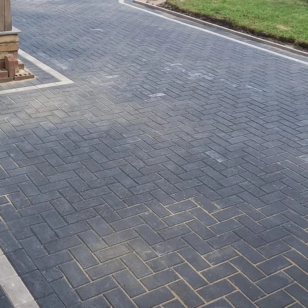 Driveway & Patio project by Budget Paving Ltd in Leeds
